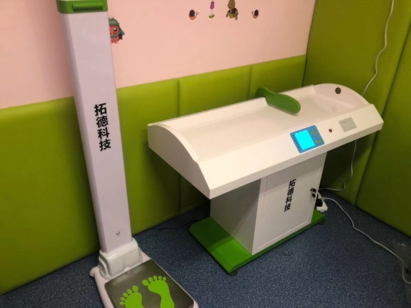 拓德科技TD系列兒童體檢系統工作站安裝培訓完畢